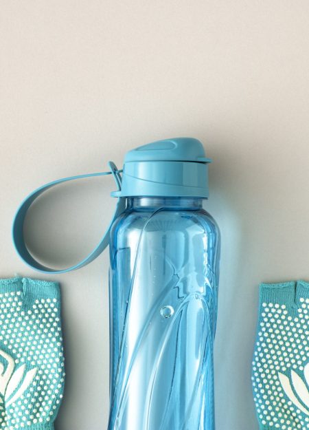 Sipper with Gloves